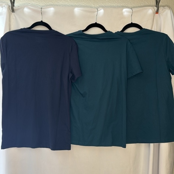 NWT 3 PIECE GOODFELLOW BASIC TEE BUNDLE (S) - Picture 8 of 8